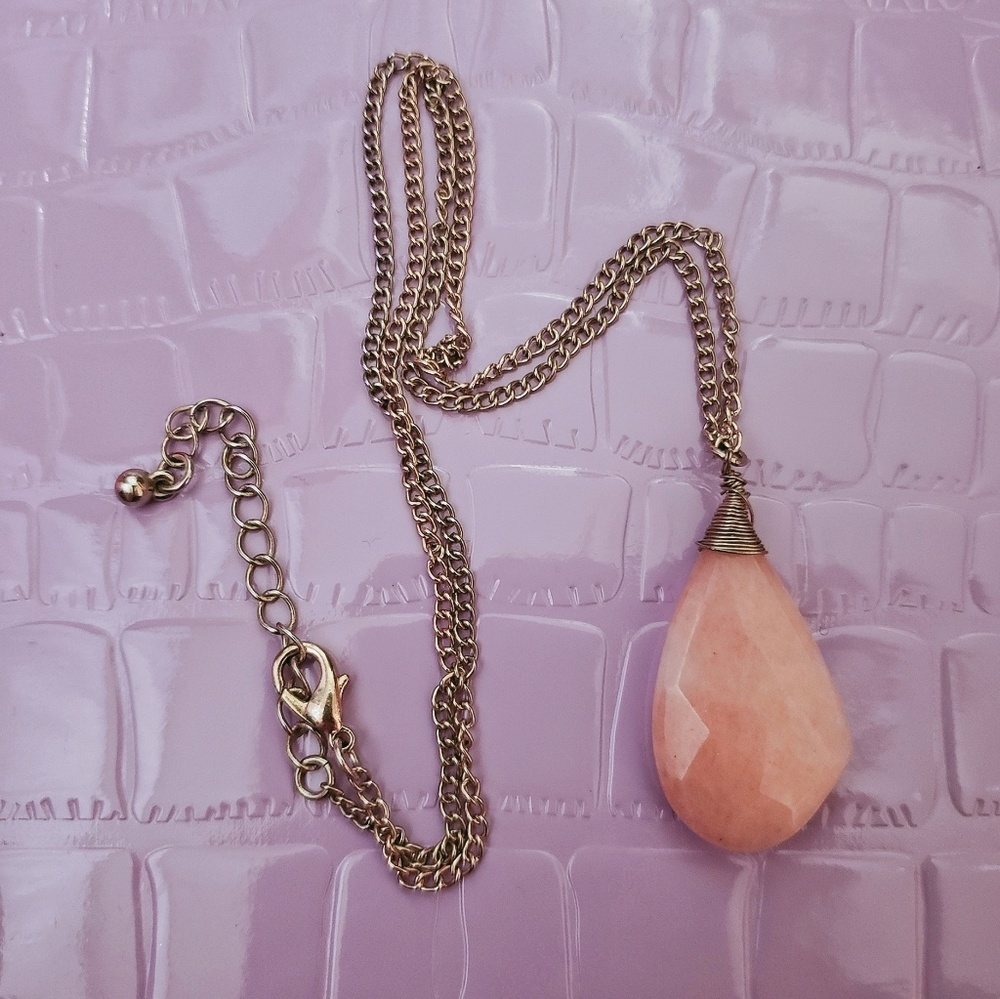 ROSE QUARTZ GOLD CHAIN NECKLACE 🔮